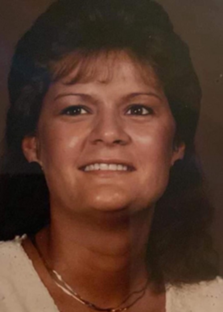 Pamela Sue Anderson Profile Photo