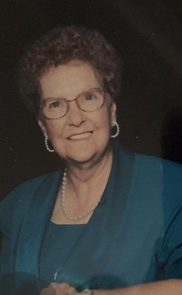 Faye Helton Profile Photo