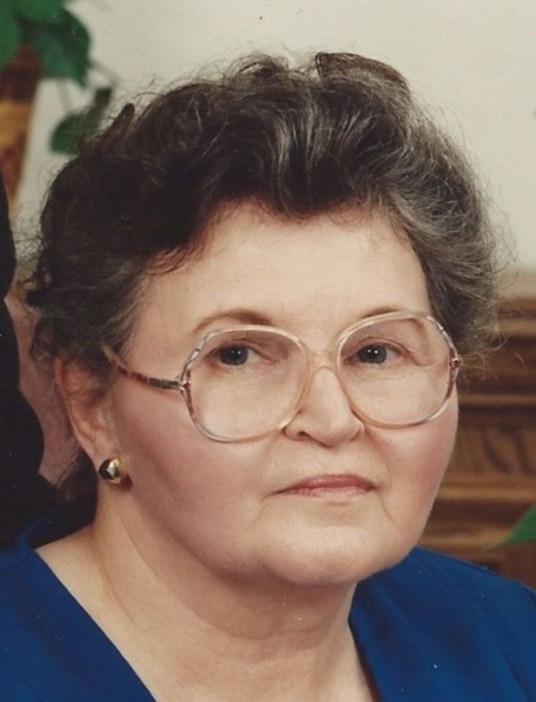 Estelle Valicek Profile Photo
