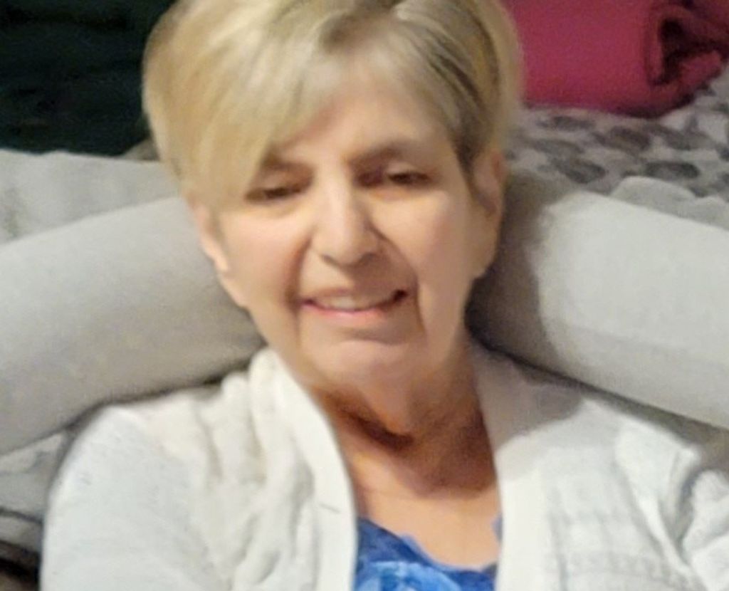 Loretta M. (Hinkle)  Ernst
