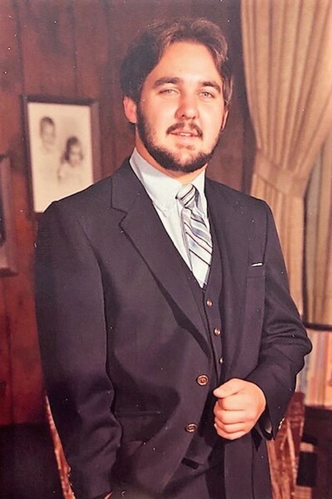 Tony Wiggins Profile Photo
