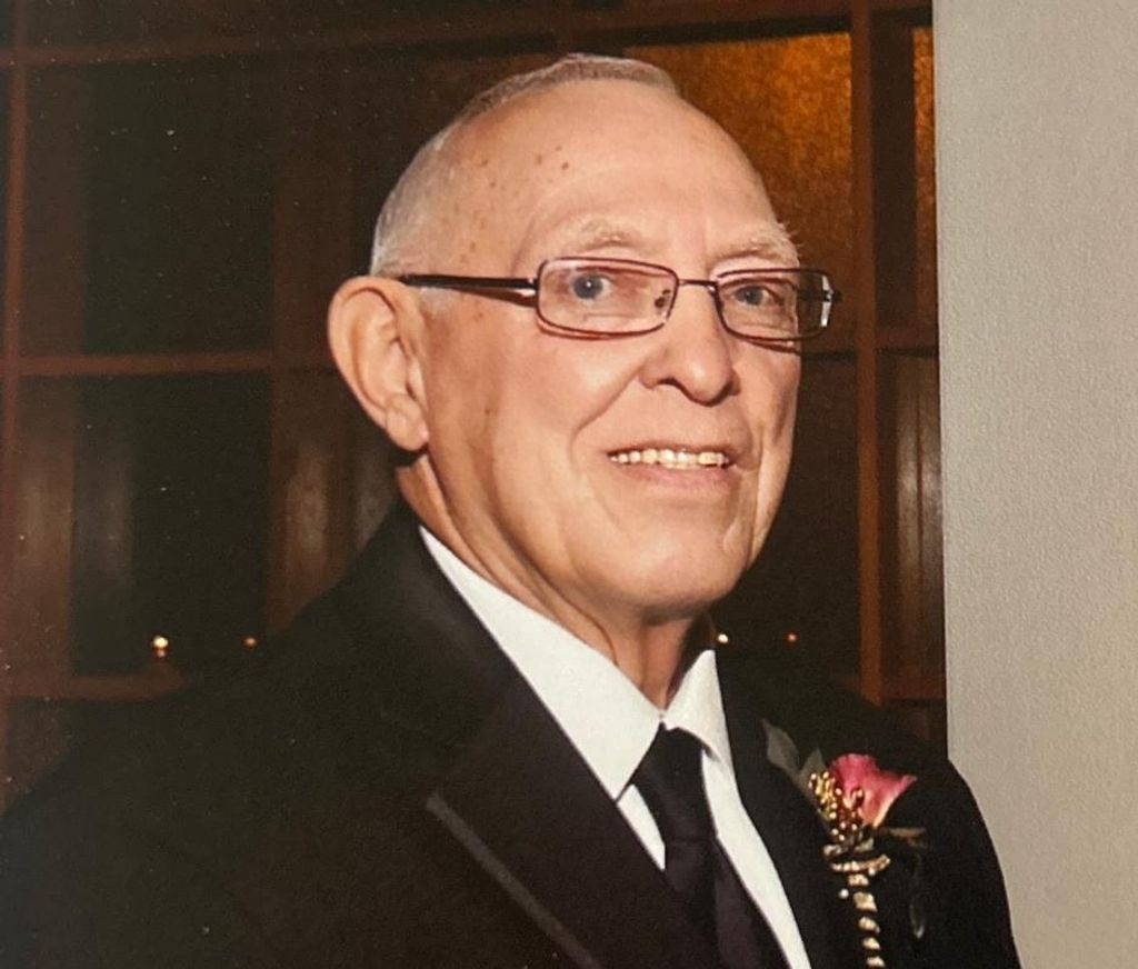 Robert J. Ciszak Profile Photo