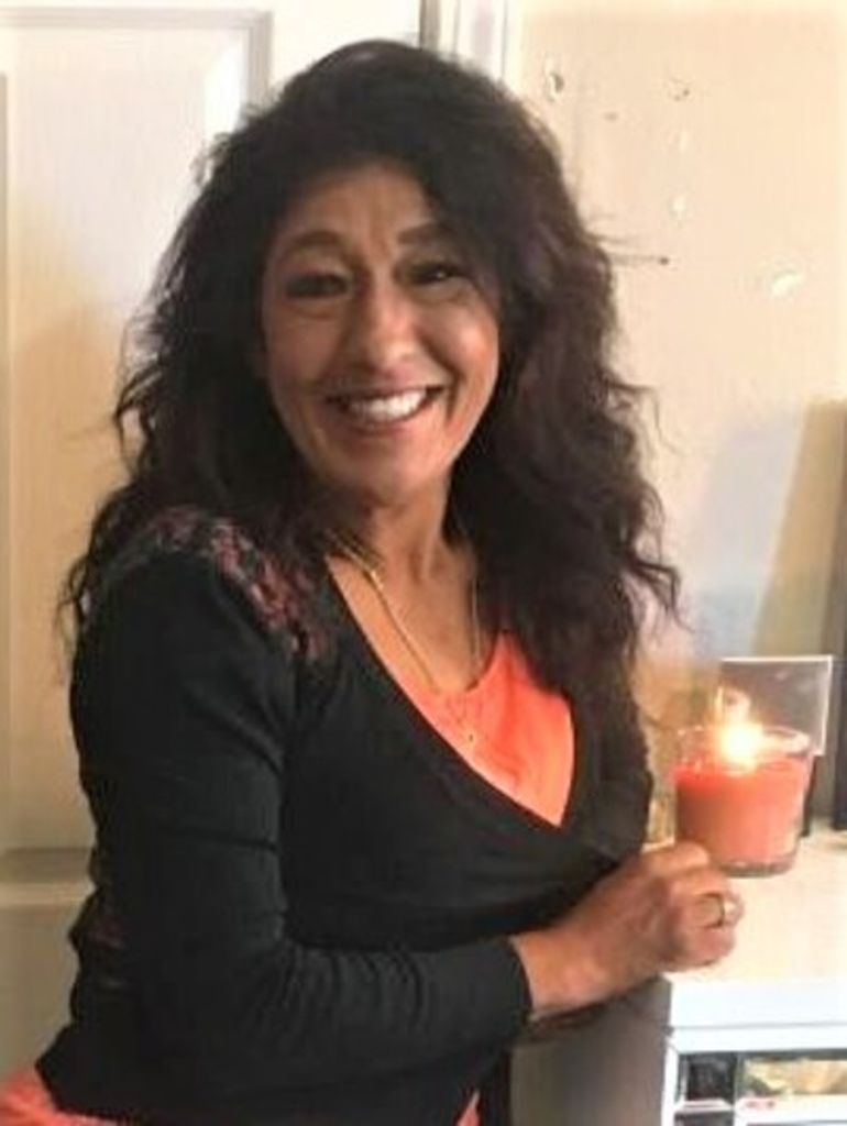 Martha "Tita" Salazar-Correa Profile Photo