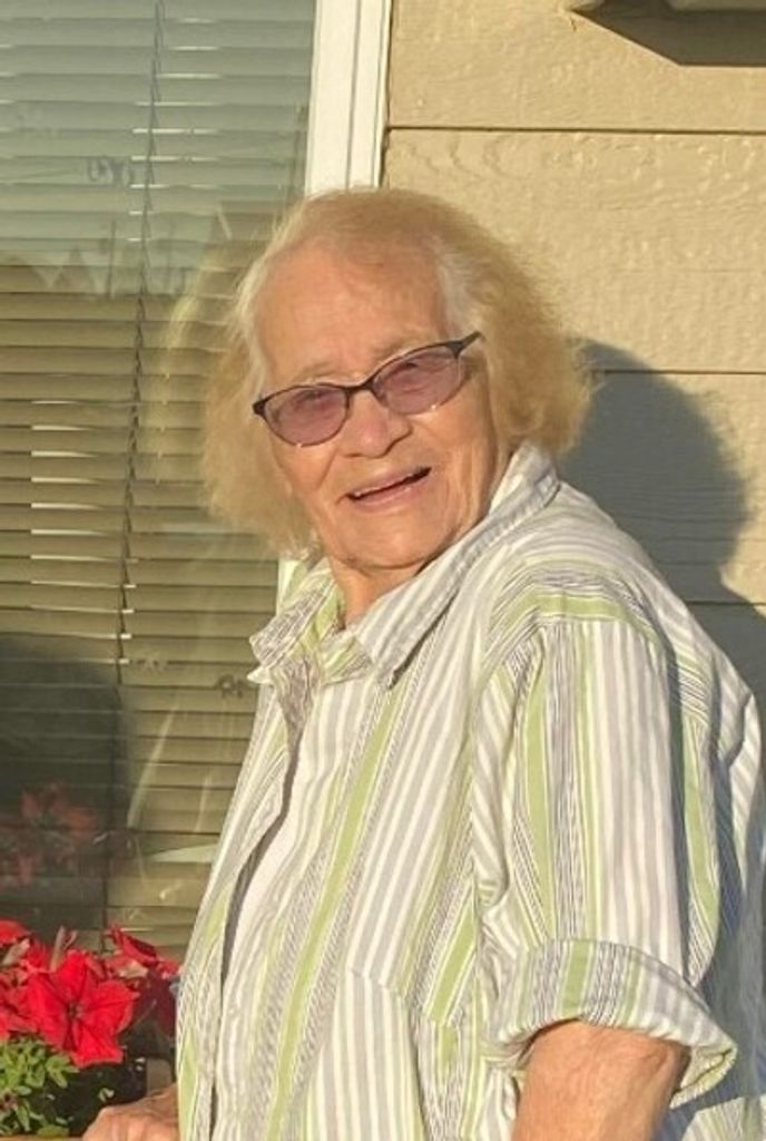 Stella Florestine Longie Profile Photo