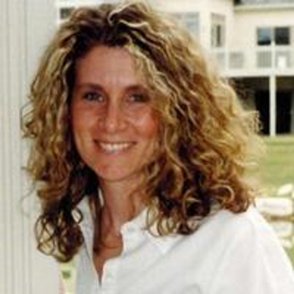 Wendy (Hall) Bambeck