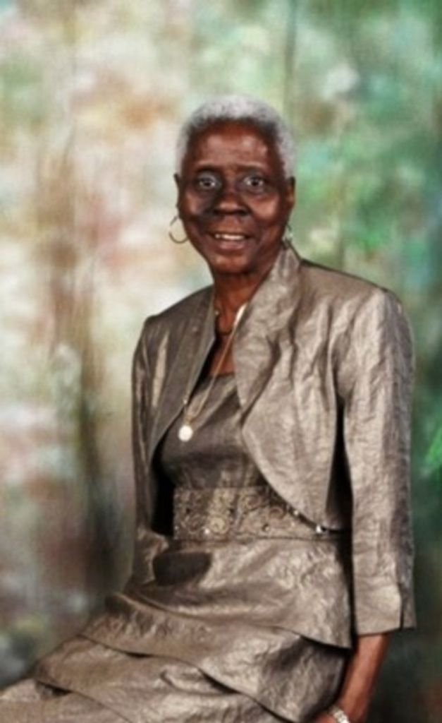 Emma Crayton Profile Photo