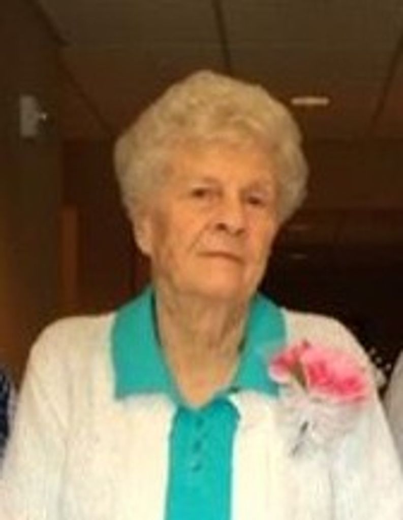 Evelyn (Jueneman)  Reuter Profile Photo