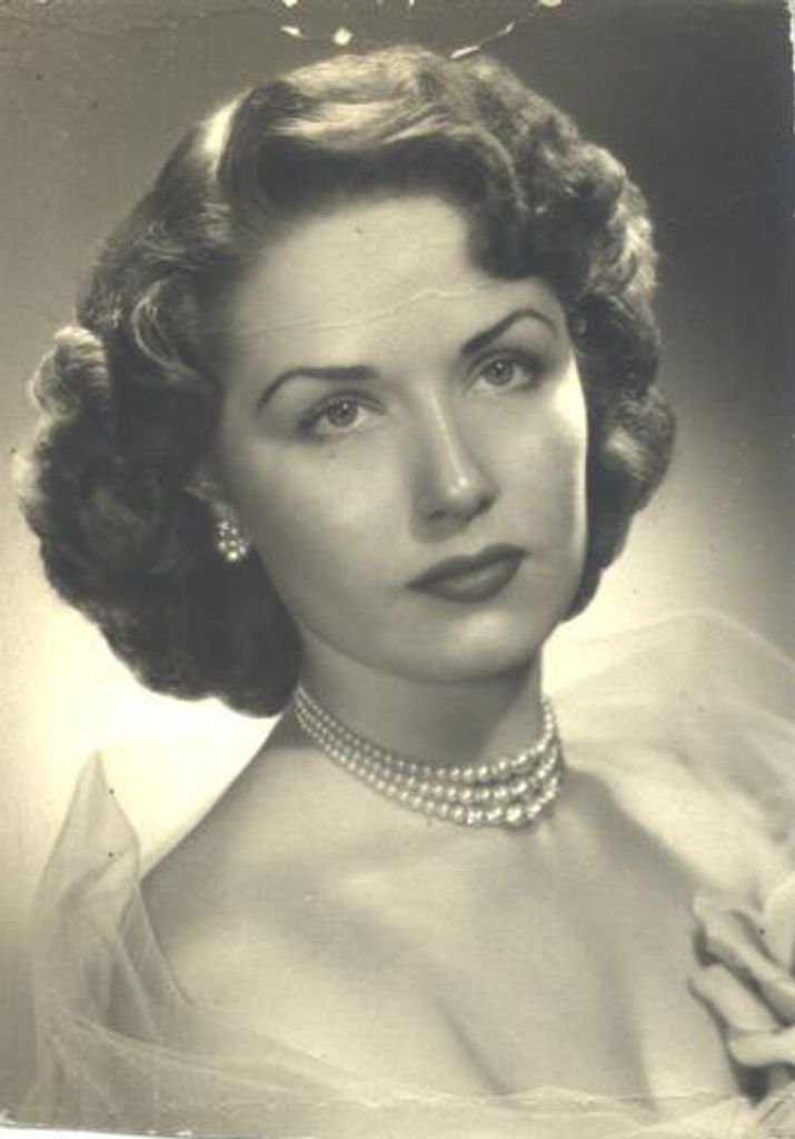 Mary E Thomas Profile Photo