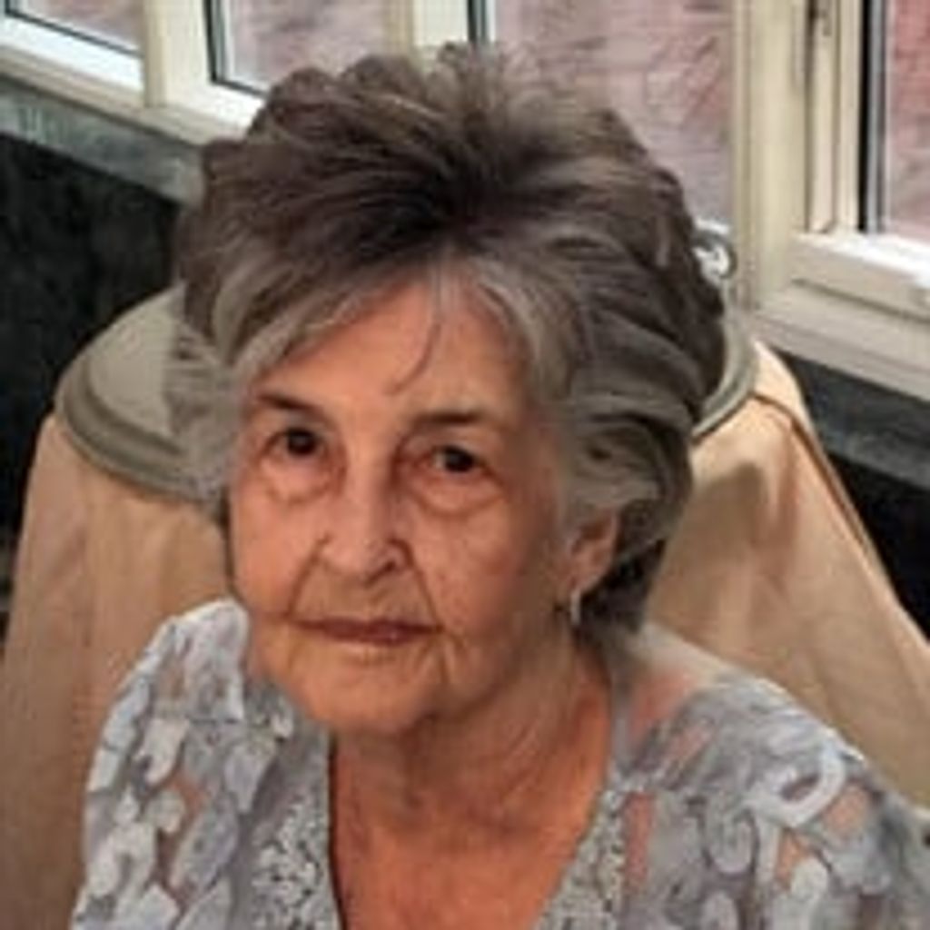 Lois L. Carr