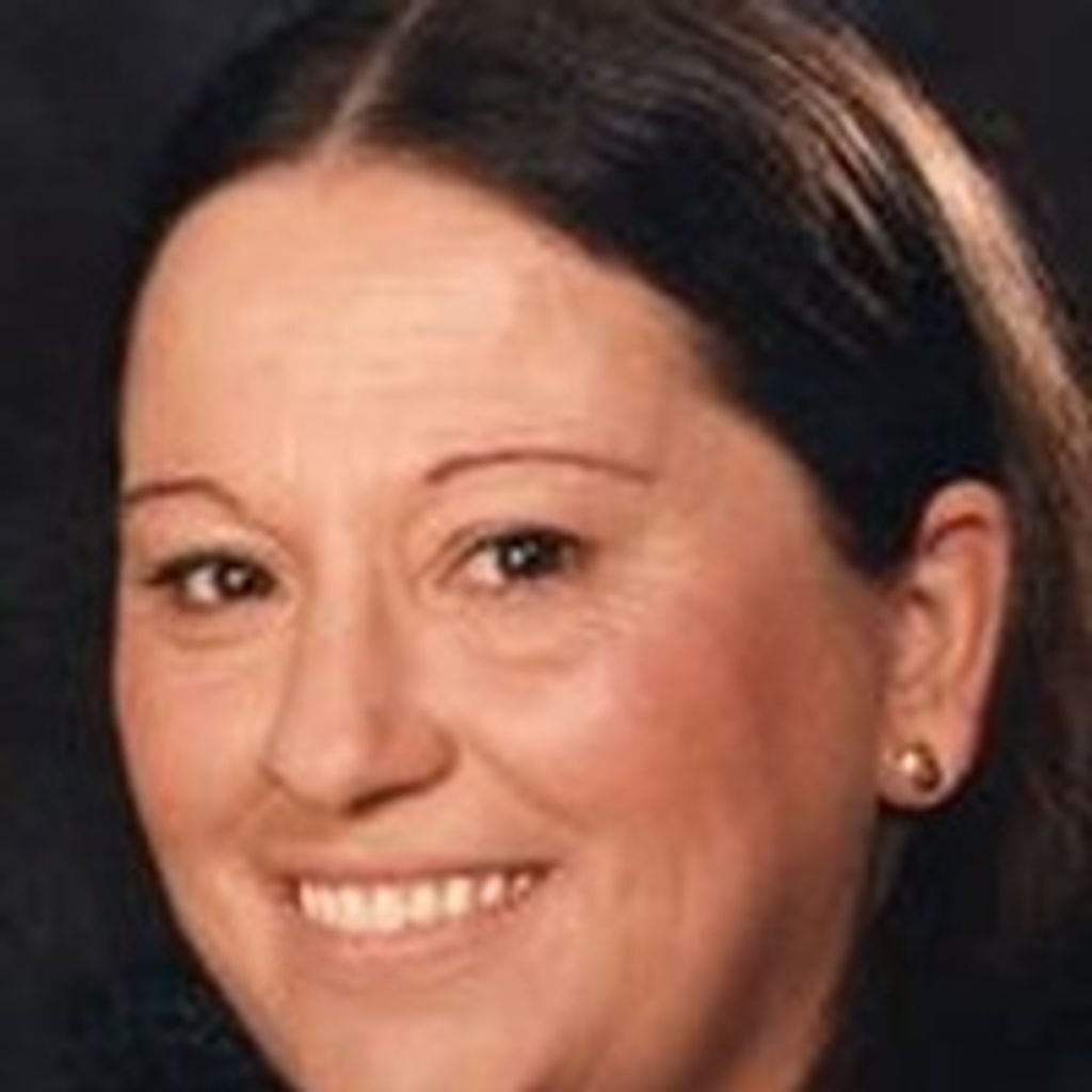 Leesa Hartley-Lundeen