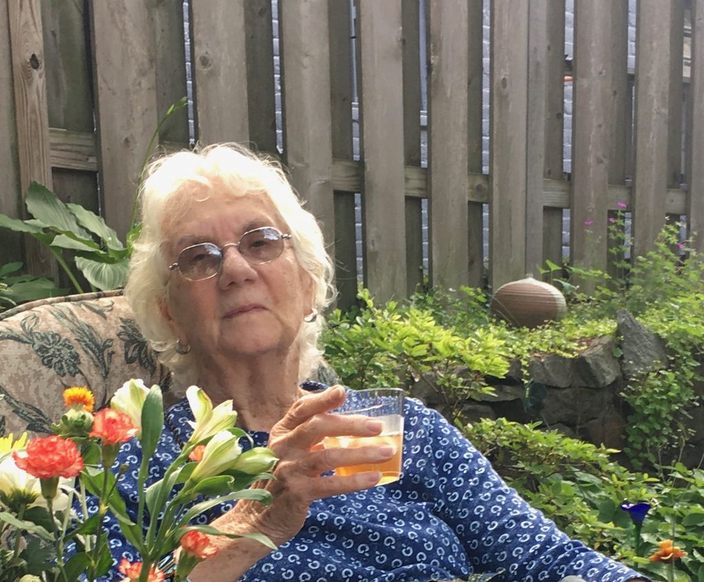 Janet Downing Taylor Profile Photo