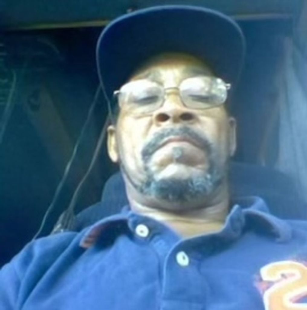 Robert Lee Voss Profile Photo