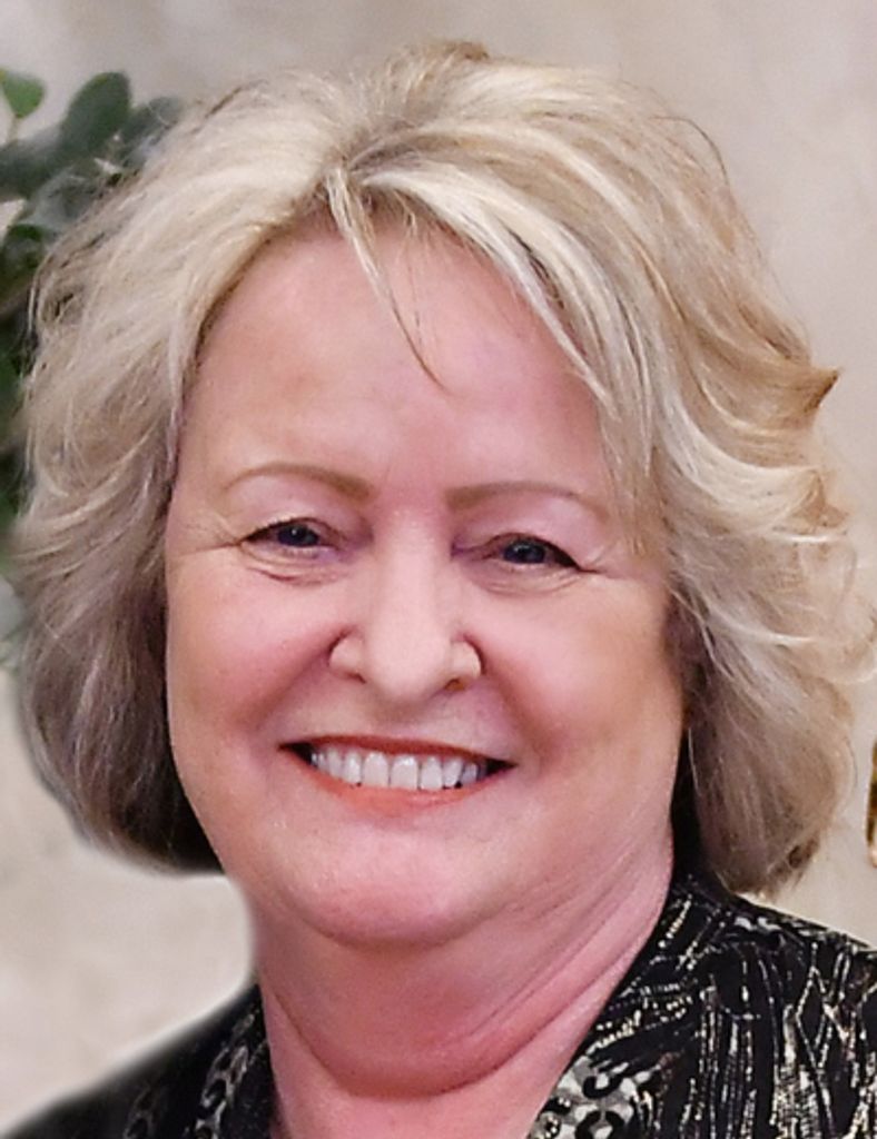 Ginger Stanzel Bosl Profile Photo