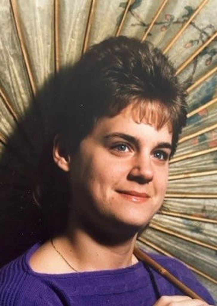 Lisa Raxter Profile Photo