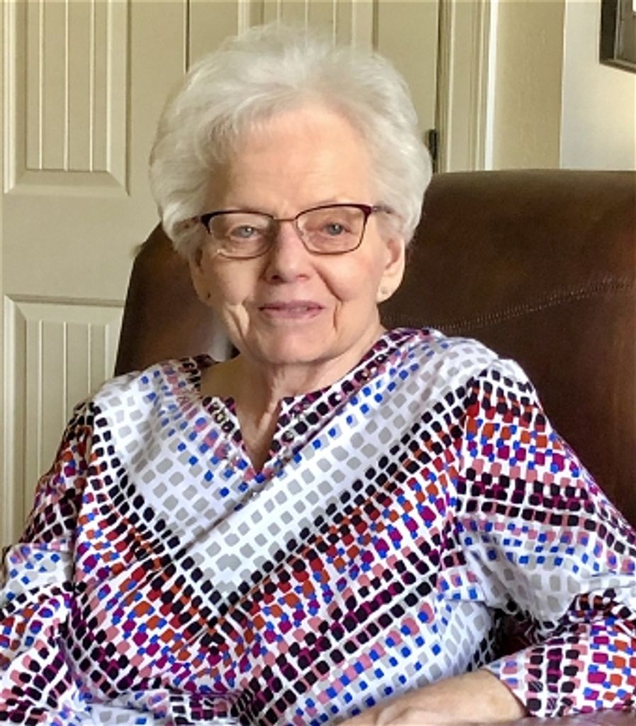 Carla Risenmay Profile Photo