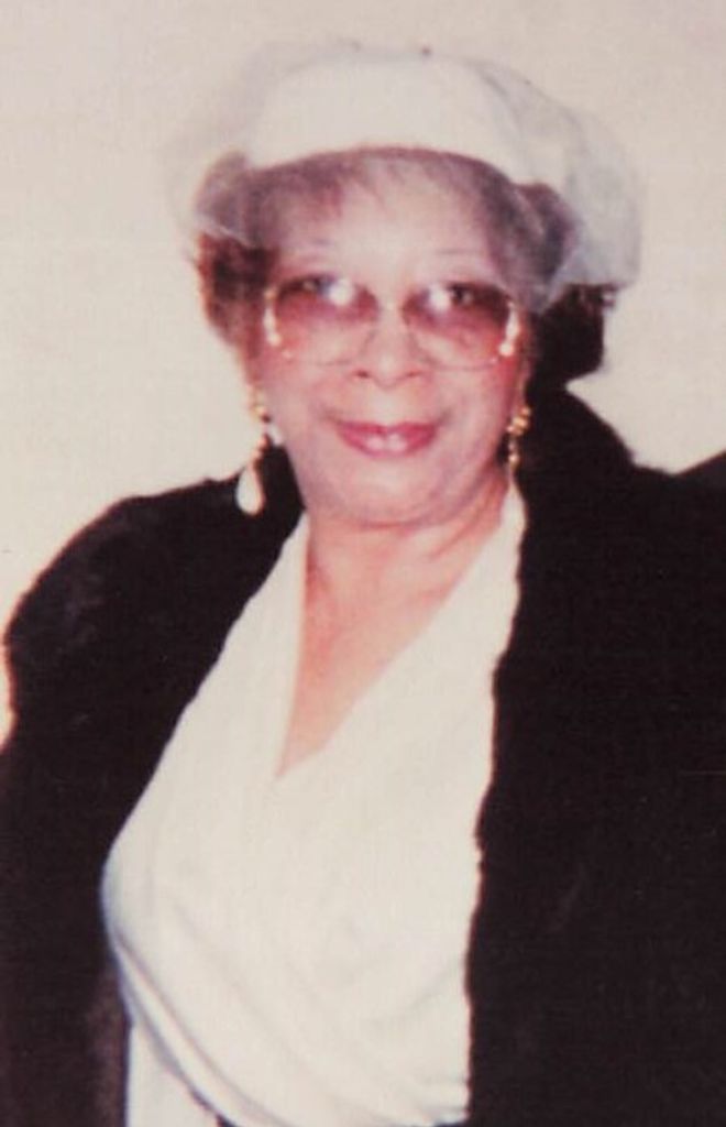 Emma Lee Douglas