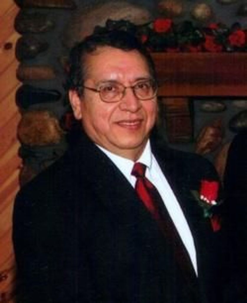 Carlos Alberto Cuellar Profile Photo