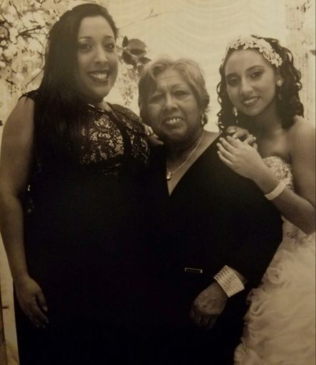 Maria Guadalupe Zumaya photo gallery thumbnail 177 of 260