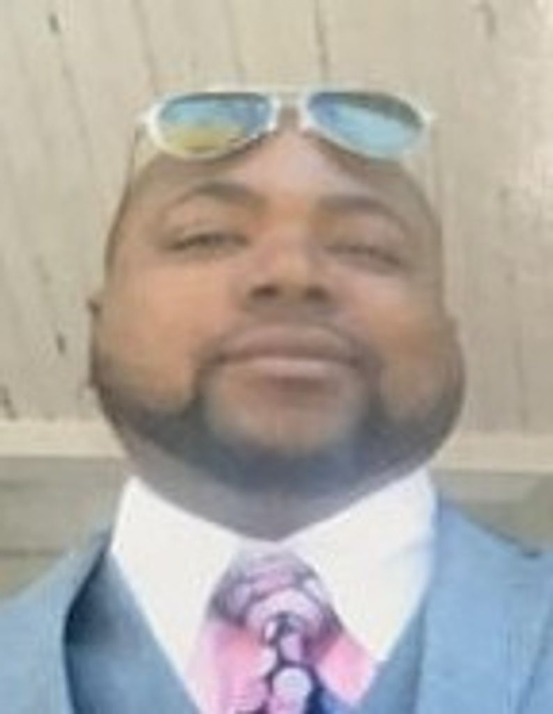 Mr. Dominic Tyrik Mercer