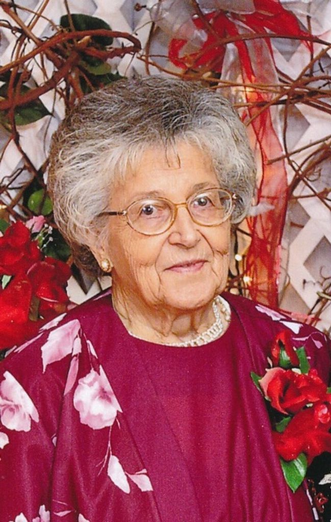Bessie Zhanel Laznovsky Profile Photo