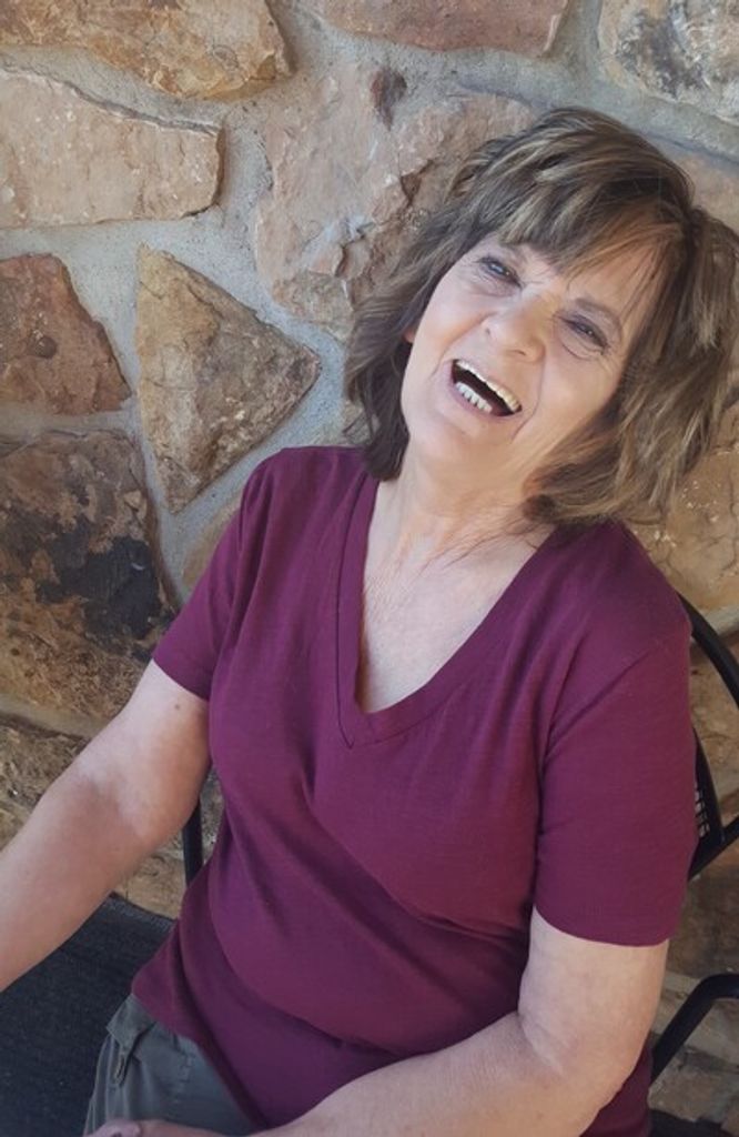 Brenda Maune Profile Photo
