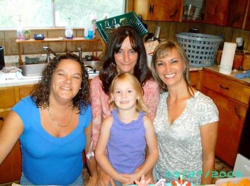 Linda Gail Borden Mcgee photo gallery thumbnail 36 of 74
