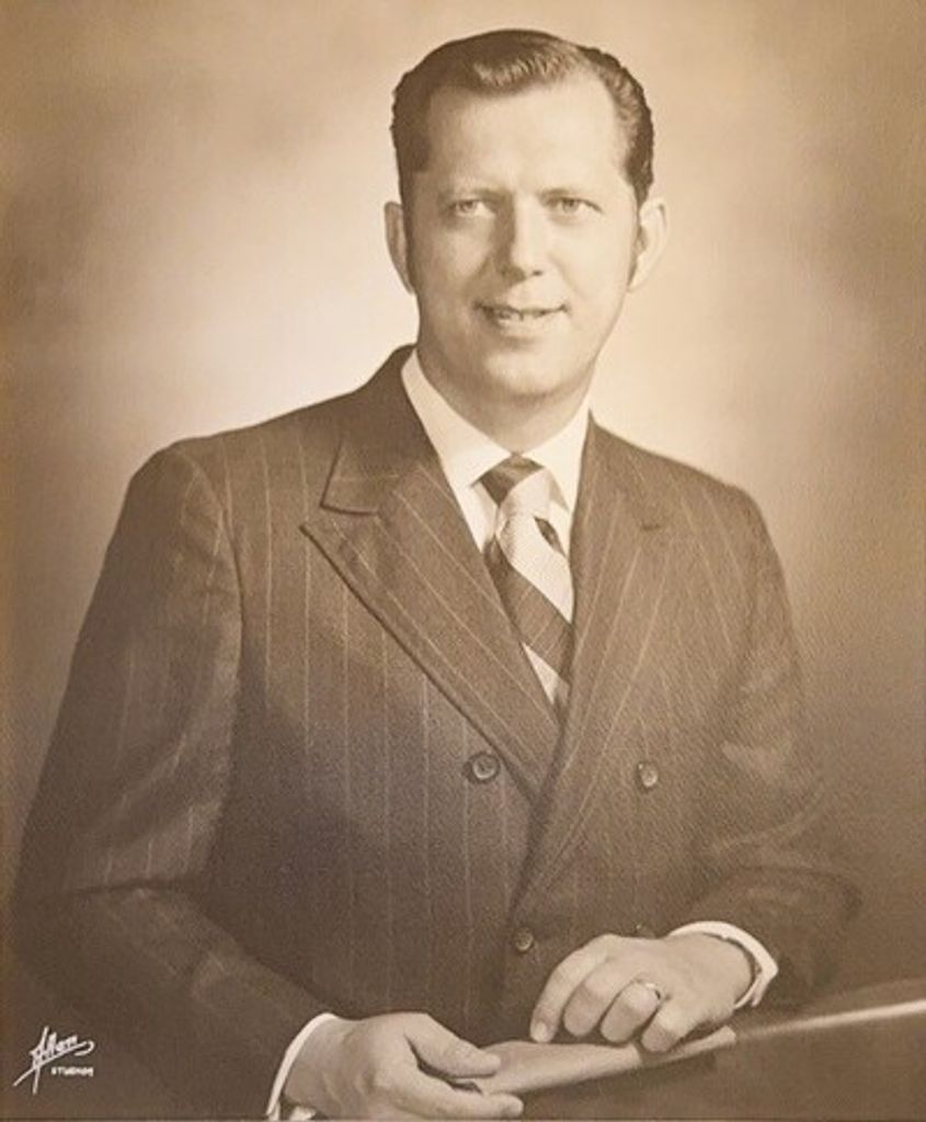 Warren Walter Zodrow Profile Photo