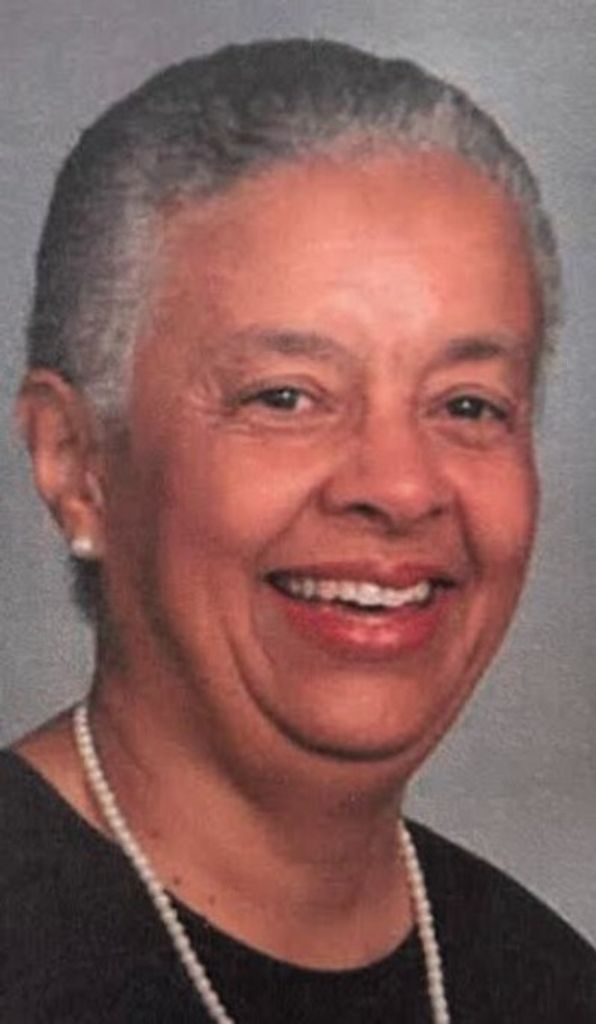 Elaine Bryant Profile Photo