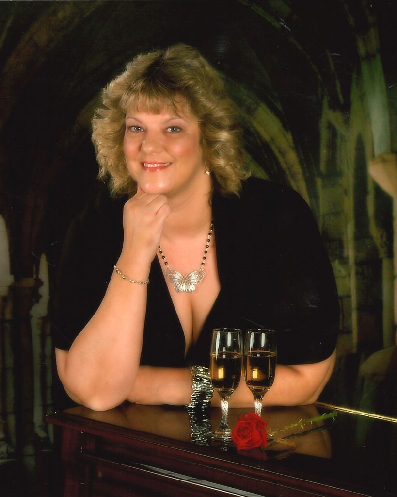 Sue Ellen Carroll