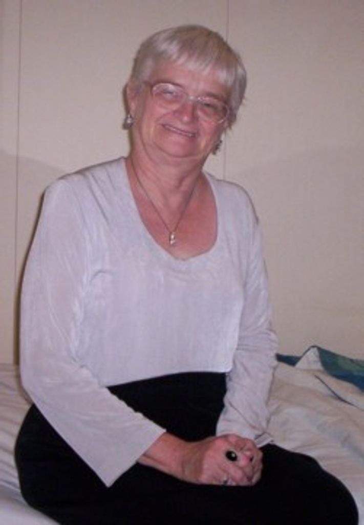 Gloria North