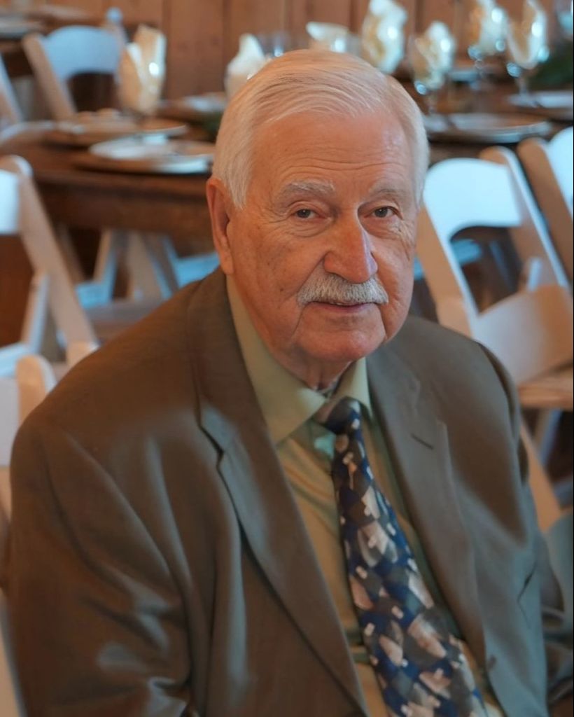 Kenneth Huddleston