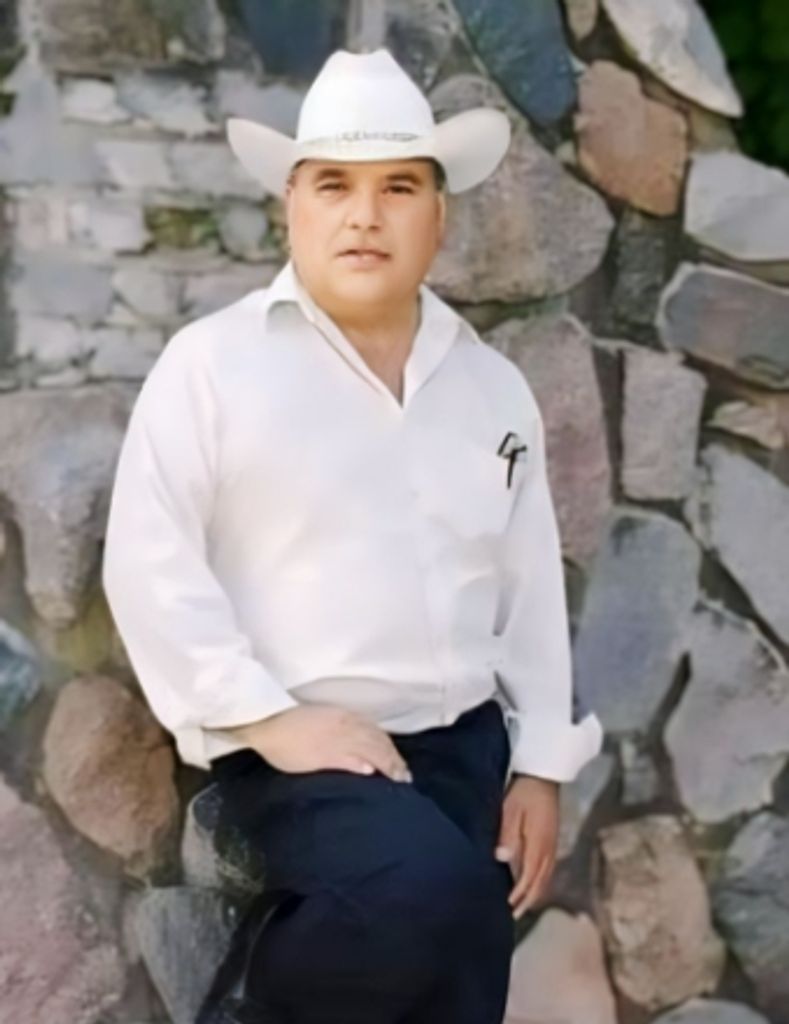 San Juan Benavidez Profile Photo