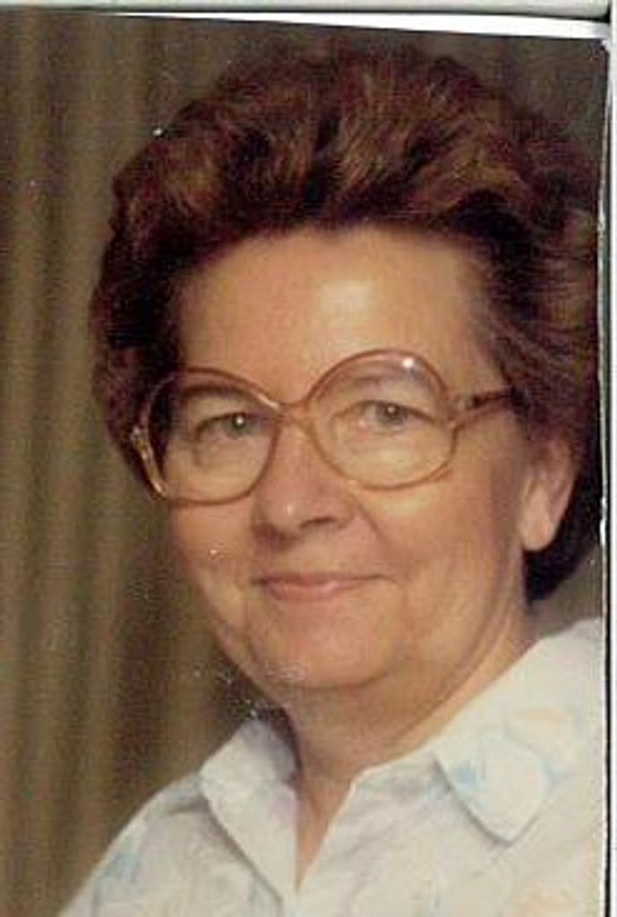 Carolyn Bowen Profile Photo