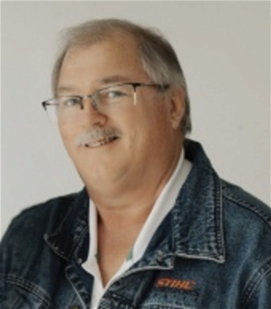 Dan Mitchell Lawson Profile Photo