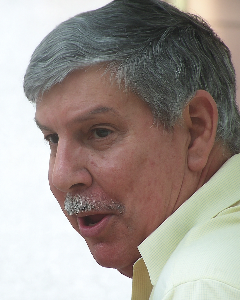 Charles "Chuck" Kutschenreuter