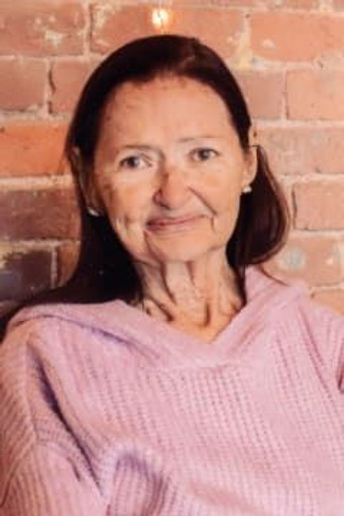 Linda Sue Irvine
