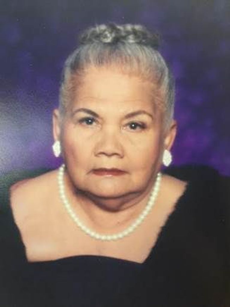 Ampelia Torres Profile Photo