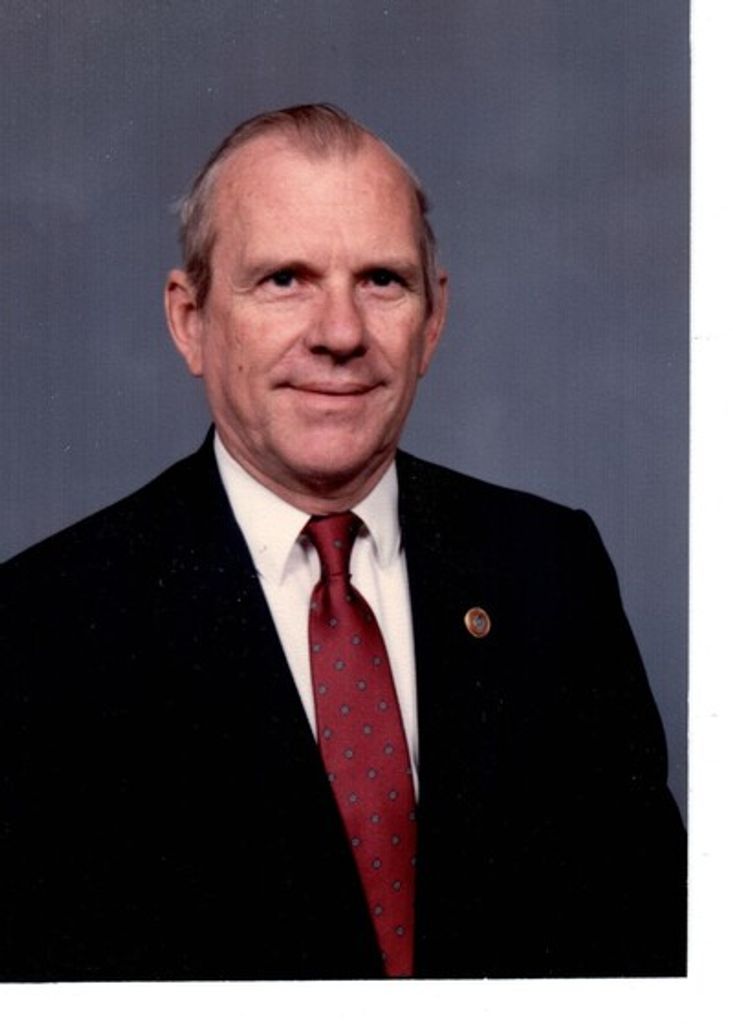 Heinz W. Buchholz Profile Photo
