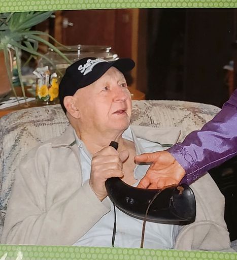 Jim Tom Hall photo gallery thumbnail 42 of 221