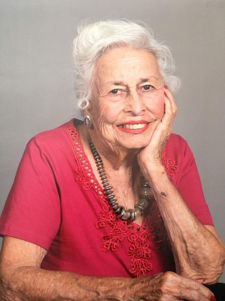 Eva Anaya Profile Photo