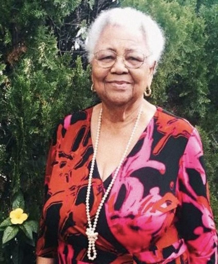Ms.Esmie Curah Profile Photo