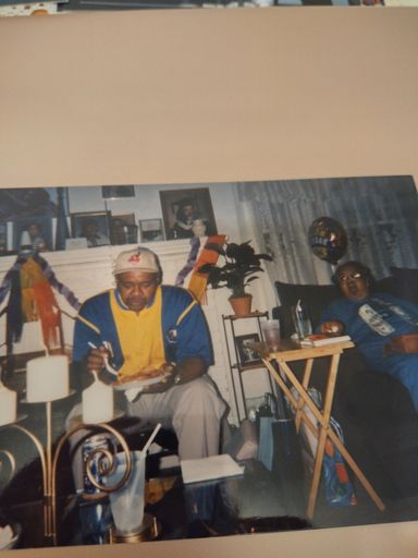 Mozell Collins photo gallery thumbnail 10 of 45