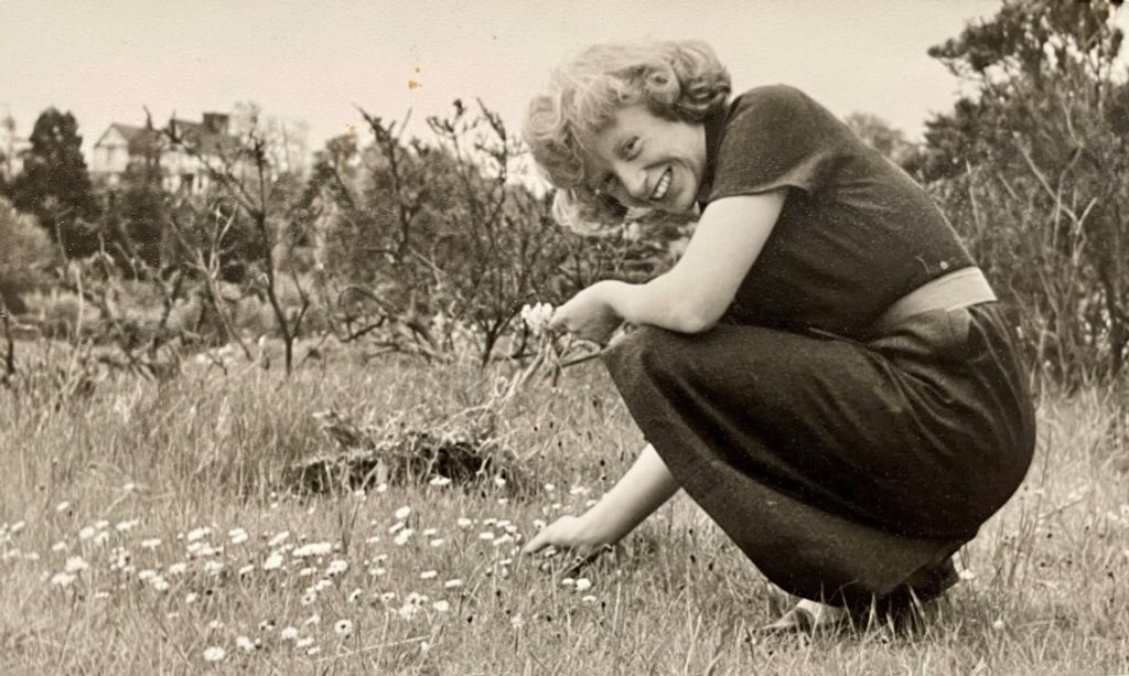 Margaret Elizabeth (Hastings)  Molesworth