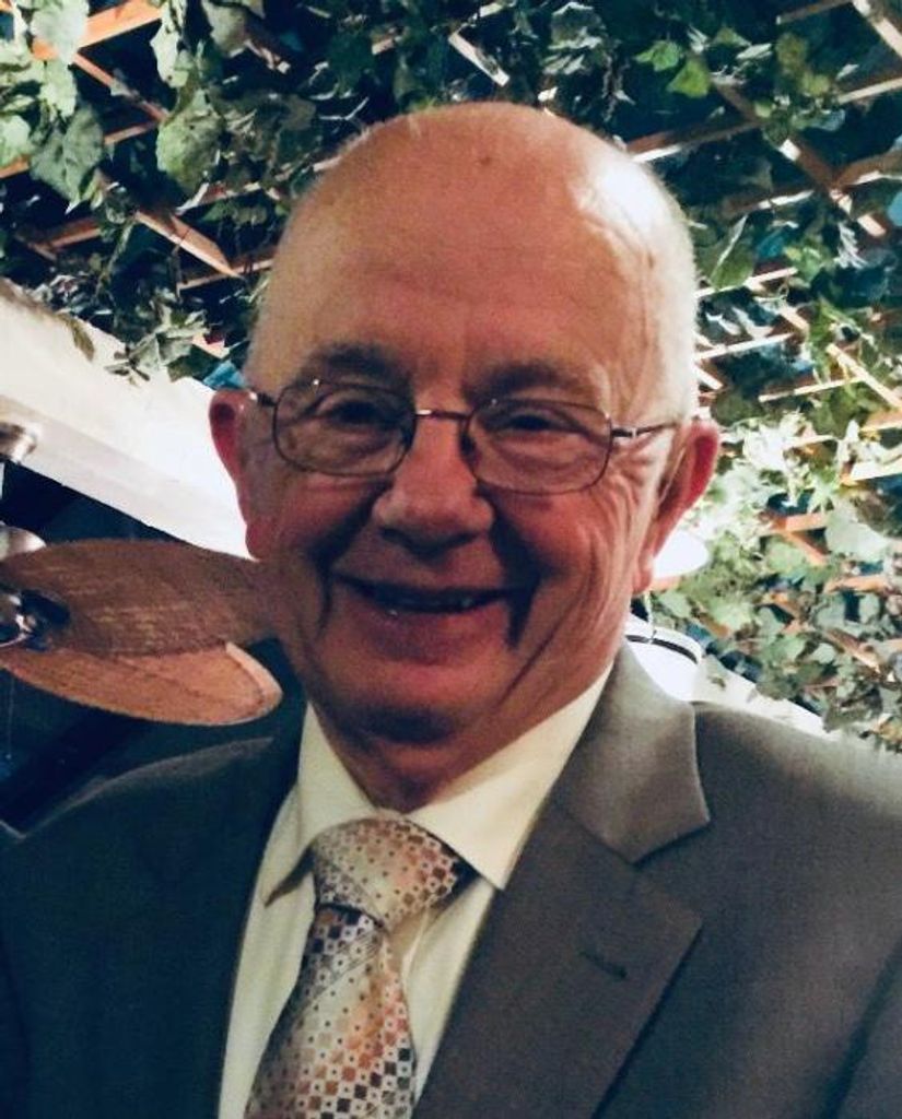 Robert "Bob" Willett Sr. Profile Photo