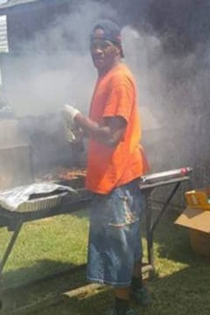 Mr. Antonio  Plott