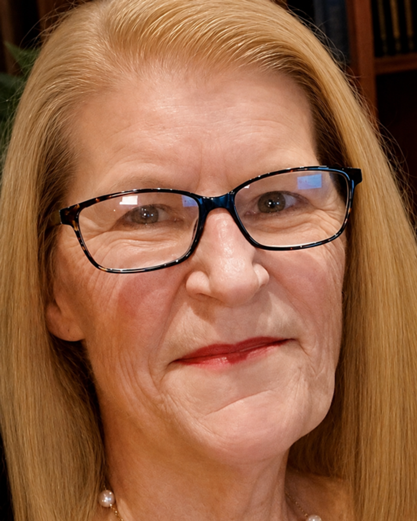 Carol Lee East