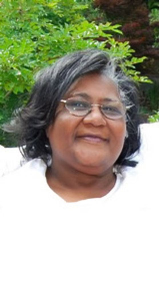 Mrs. Gloria Shields Profile Photo