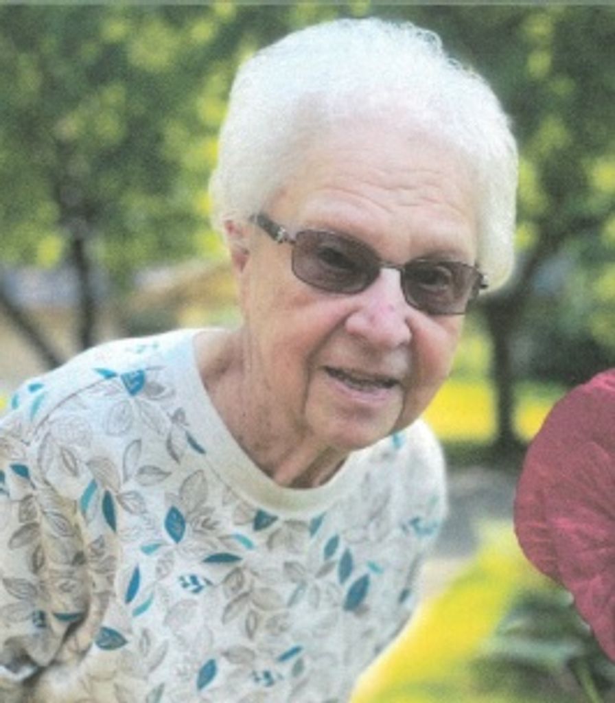 Betty Bouma Profile Photo
