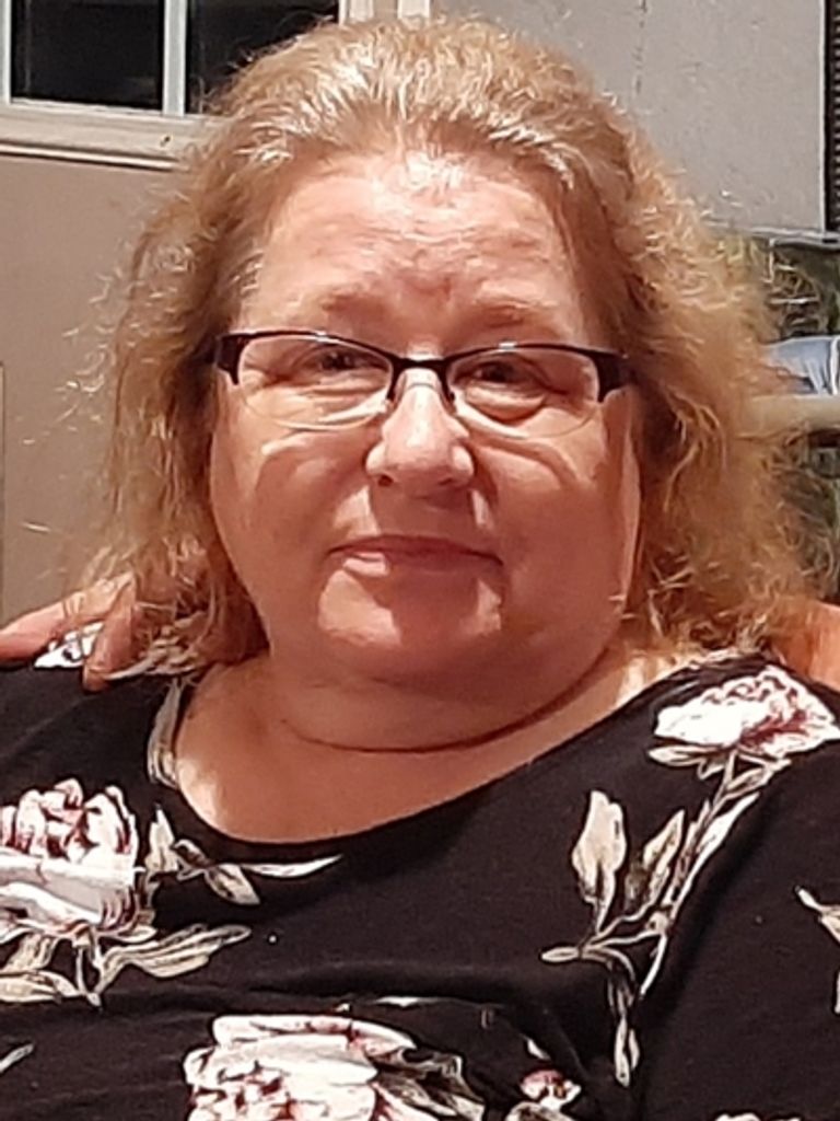 Nina Feltham Profile Photo