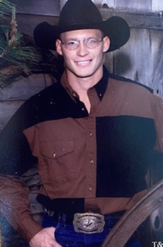 Joshua Lewis Dixon Profile Photo